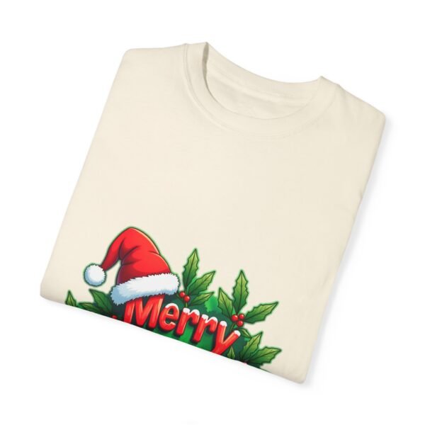 Season’s Greetings – Merry Christmas Unisex T-shirt