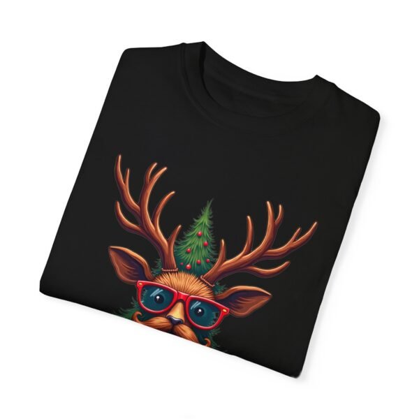 Stay Cool, It’s Christmas Unisex T-shirt – Festive and Fun