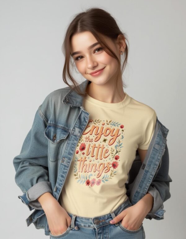 20241210021009-1efb69be-1d13-633a-81f8-f666860a93b3.jpg Enjoy the Little Things Unisex T-shirt – A Gentle Reminder to Smile