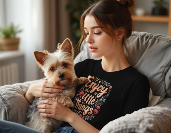 20241210021016-1efb69be-5db6-607c-a1d4-eaacc0e0d3a8.jpg Enjoy the Little Things Unisex T-shirt – A Gentle Reminder to Smile