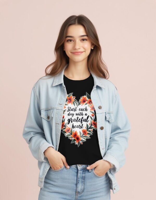 20241218021210-1efbce57-d03f-6910-9902-2a8492f27025.jpg Start Each Day with a Grateful Heart Unisex T-shirt – Grateful Vibes Only