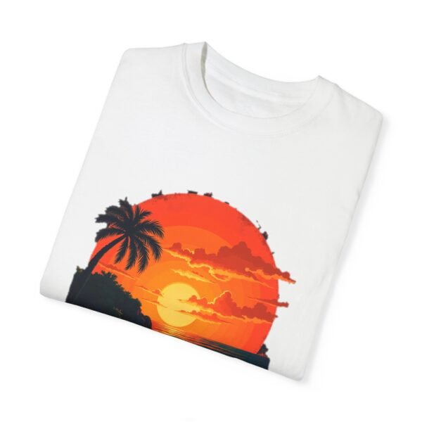 4697859602976978103_2048.jpeg Follow the Light with the Chase the Sun Unisex T-shirt