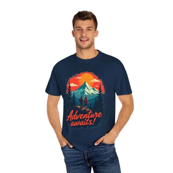 Adventure Awaits! T-shirt - Ready for your next journey!